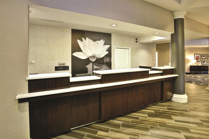 Imagen de los interiores del Hotel La Quinta Inn & Suites by Wyndham Birmingham Homewood. Foto 15