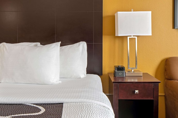 Imagen de la habitación del Hotel La Quinta Inn & Suites by Wyndham Bonita Springs Naples N.. Foto 9