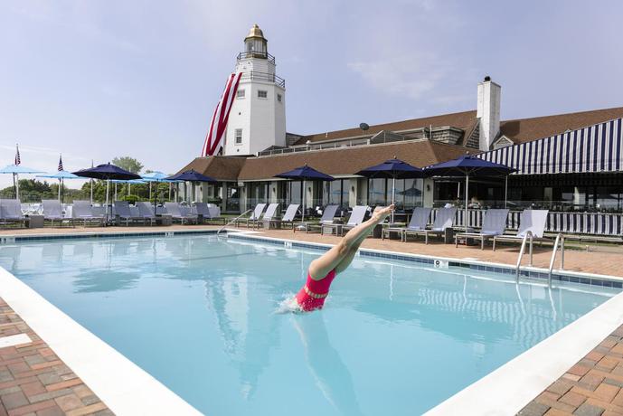 Imagen de la piscina del Hotel La Quinta Inn & Suites by Wyndham Buffalo Amherst. Foto 17