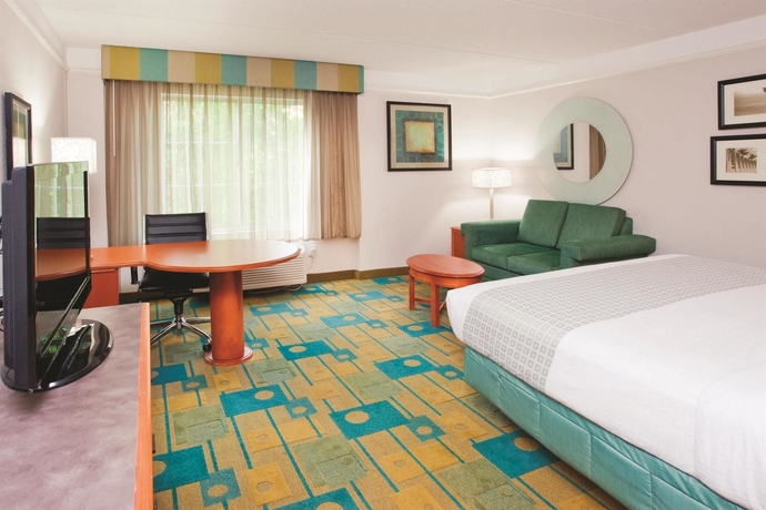 Imagen de la habitación del Hotel La Quinta Inn & Suites by Wyndham Charlotte Airport South. Foto 4