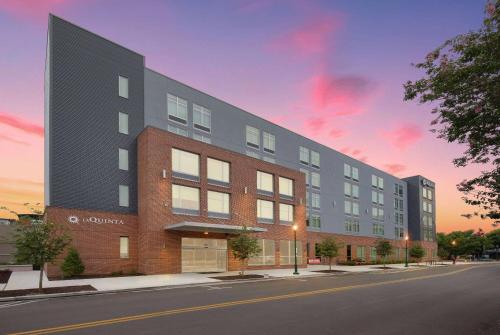 Imagen general del Hotel La Quinta Inn & Suites by Wyndham Chattanooga Downtown/South. Foto 1