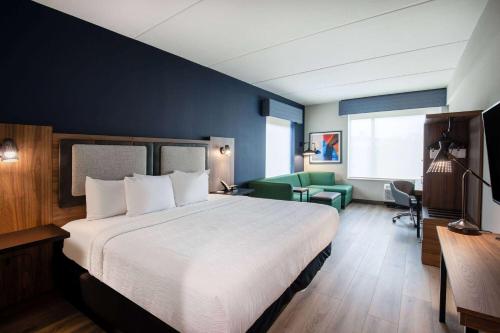Imagen de la habitación del Hotel La Quinta Inn & Suites by Wyndham Chattanooga Downtown/South. Foto 20