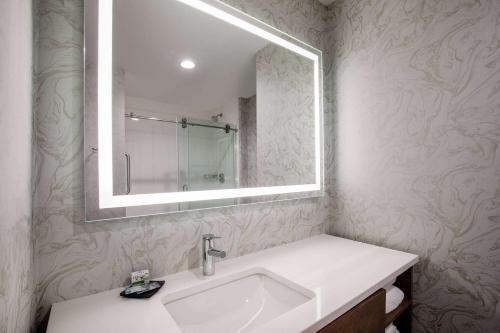 Imagen general del Hotel La Quinta Inn & Suites by Wyndham Chattanooga Downtown/South. Foto 4