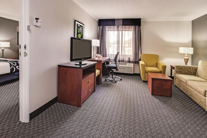 Imagen de la habitación del Hotel La Quinta Inn & Suites by Wyndham Cleveland - Airport North. Foto 6