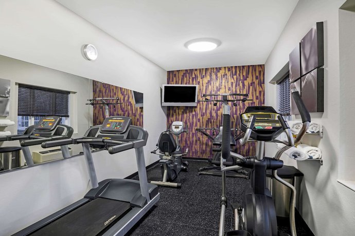 Imagen de los interiores del Hotel La Quinta Inn & Suites by Wyndham Cookeville. Foto 9
