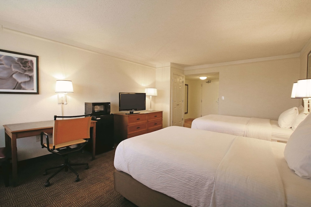 Imagen de la habitación del Hotel La Quinta Inn & Suites by Wyndham Coral Springs Univ Dr. Foto 9