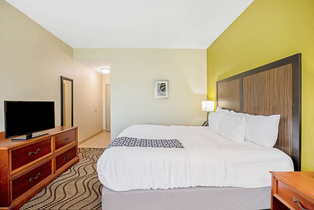 Imagen de la habitación del Hotel La Quinta Inn & Suites by Wyndham Corpus Christi Northwest. Foto 6