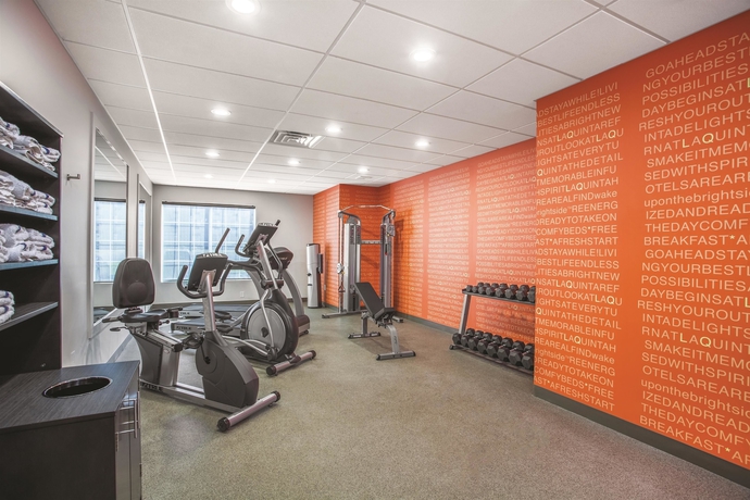 Imagen de los interiores del Hotel La Quinta Inn & Suites by Wyndham Cullman. Foto 16