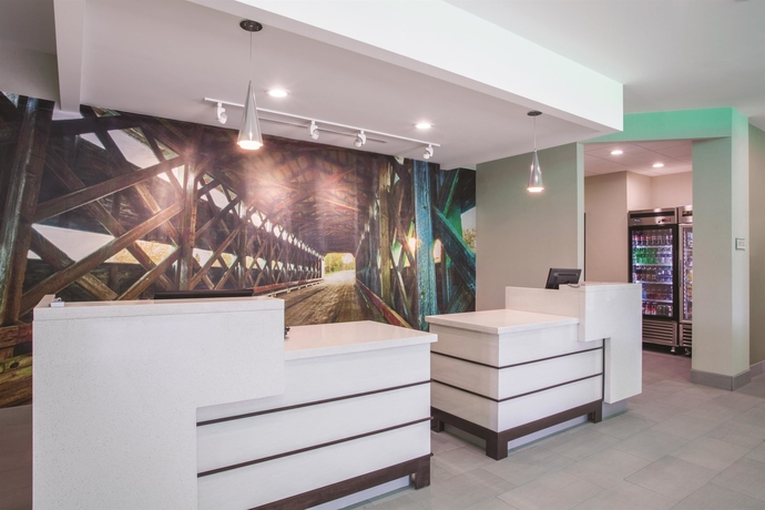 Imagen de los interiores del Hotel La Quinta Inn & Suites by Wyndham Cullman. Foto 18