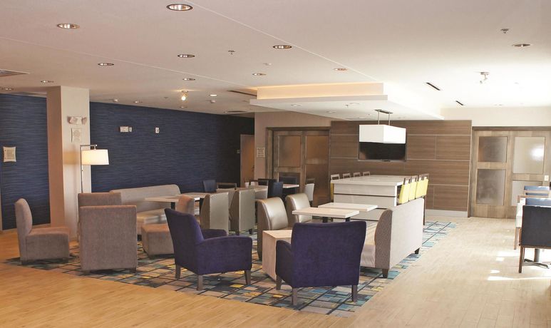 Imagen de los interiores del Hotel La Quinta Inn & Suites by Wyndham Duluth. Foto 10