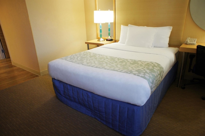 Imagen de la habitación del Hotel La Quinta Inn & Suites by Wyndham Fort Lauderdale Tamarac. Foto 10