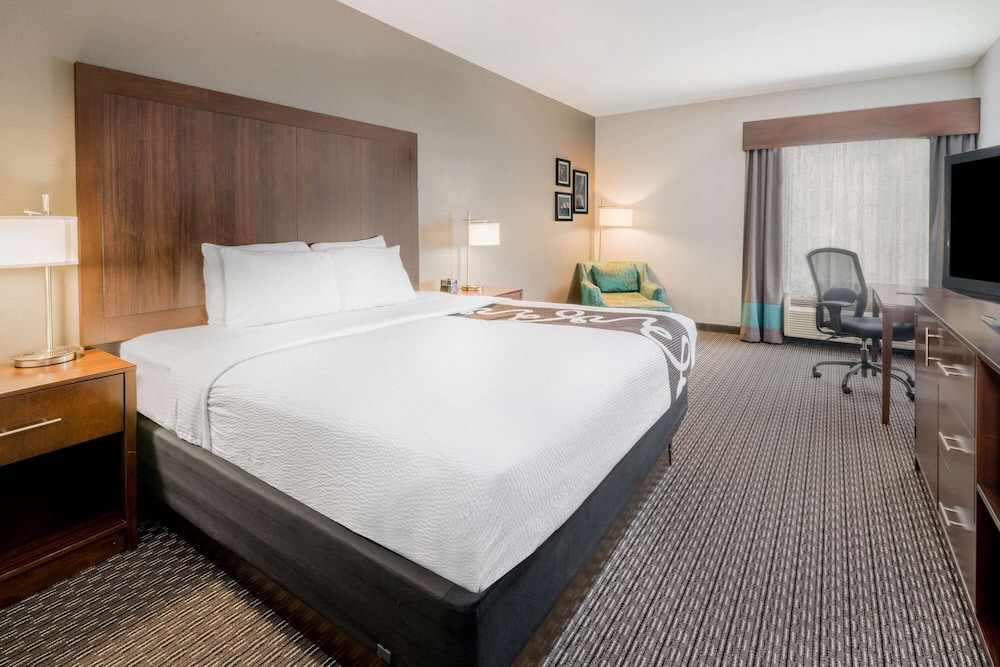 Imagen de la habitación del Hotel La Quinta Inn & Suites by Wyndham Fort Worth Arlington West. Foto 10