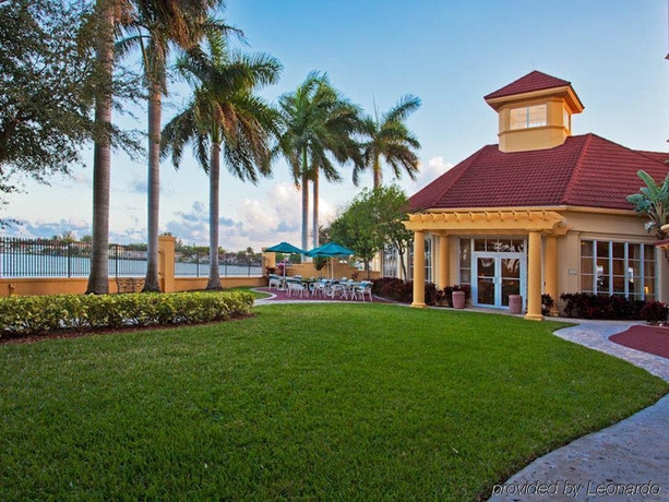 Imagen general del Hotel La Quinta Inn & Suites by Wyndham Ft. Lauderdale Airport. Foto 5