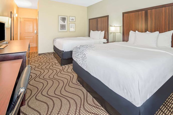 Imagen de la habitación del Hotel La Quinta Inn & Suites by Wyndham Gonzales LA. Foto 6