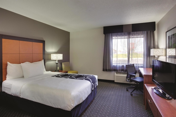 Imagen de la habitación del Hotel La Quinta Inn & Suites by Wyndham Harrisburg Airport Hershey. Foto 11