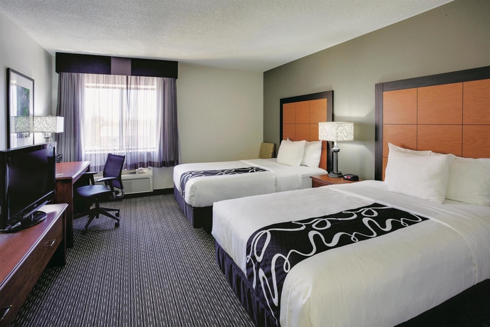 Imagen de la habitación del Hotel La Quinta Inn & Suites by Wyndham Harrisburg Airport Hershey. Foto 12