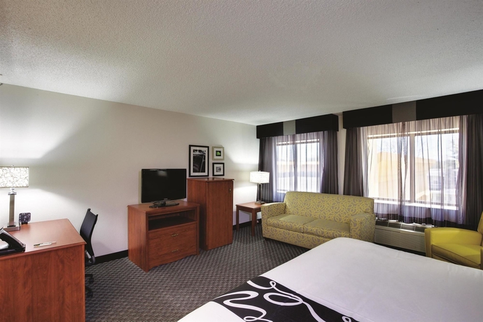 Imagen de la habitación del Hotel La Quinta Inn & Suites by Wyndham Harrisburg Airport Hershey. Foto 14