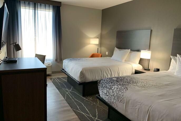 Imagen de la habitación del Hotel La Quinta Inn & Suites by Wyndham Holbrook Petrified Forest. Foto 47