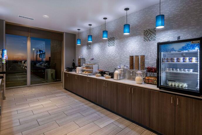 Imagen general del Hotel La Quinta Inn & Suites by Wyndham Holbrook Petrified Forest. Foto 39