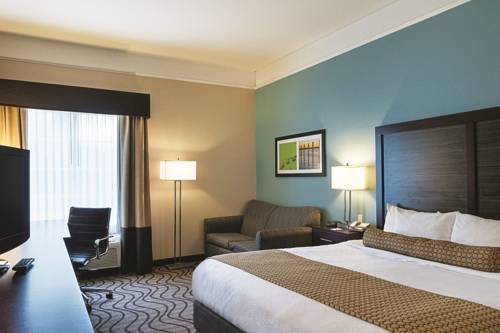 Imagen de la habitación del Hotel La Quinta Inn & Suites by Wyndham Houma. Foto 8