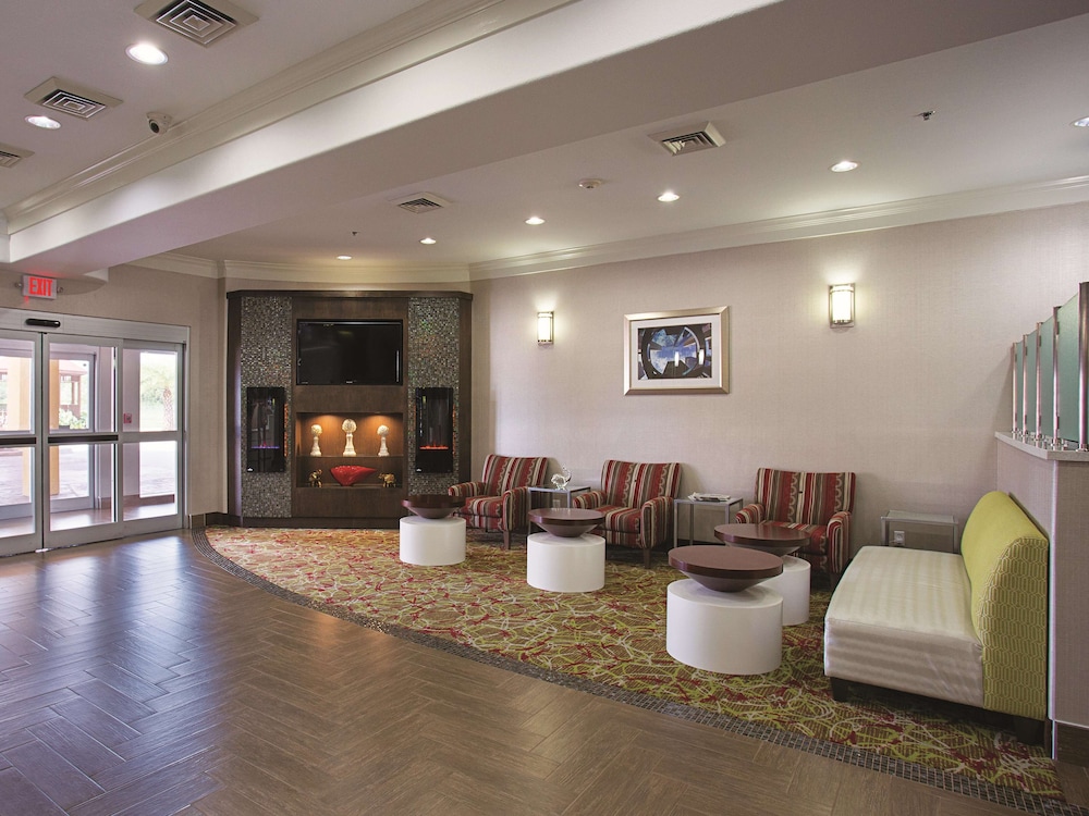 Imagen de los interiores del Hotel La Quinta Inn & Suites by Wyndham Houston Channelview. Foto 19