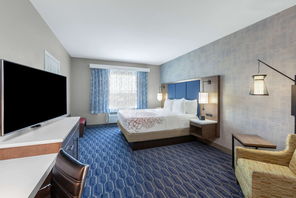 Imagen de la habitación del Hotel La Quinta Inn & Suites by Wyndham Houston Channelview. Foto 14