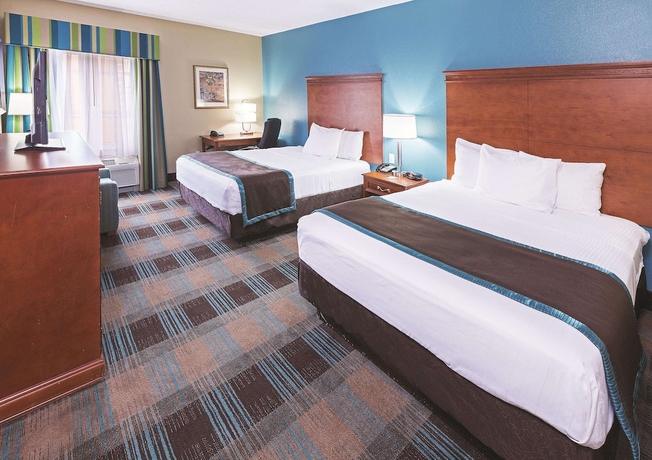Imagen de la habitación del Hotel La Quinta Inn & Suites by Wyndham Houston Hobby Airport. Foto 4