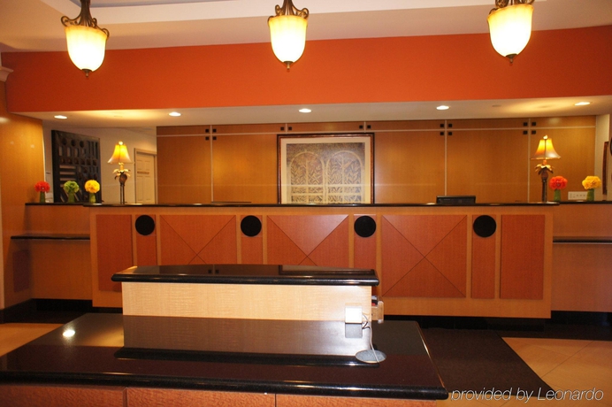 Imagen general del Hotel La Quinta Inn & Suites by Wyndham Islip - MacArthur Airport. Foto 2