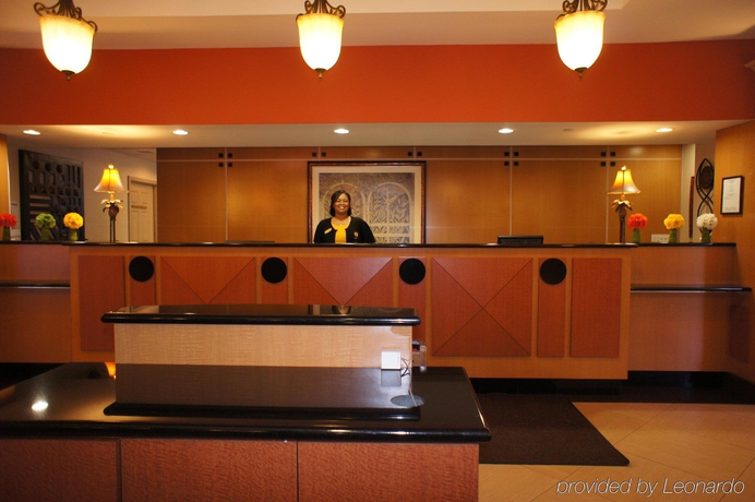 Imagen general del Hotel La Quinta Inn & Suites by Wyndham Islip - MacArthur Airport. Foto 4