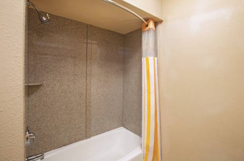 Imagen de la habitación del Hotel La Quinta Inn & Suites by Wyndham Jacksonville TX. Foto 10