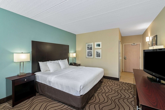 Imagen de la habitación del Hotel La Quinta Inn & Suites by Wyndham Knoxville Airport. Foto 10