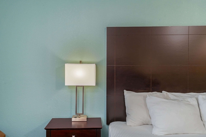 Imagen de la habitación del Hotel La Quinta Inn & Suites by Wyndham Knoxville Airport. Foto 15