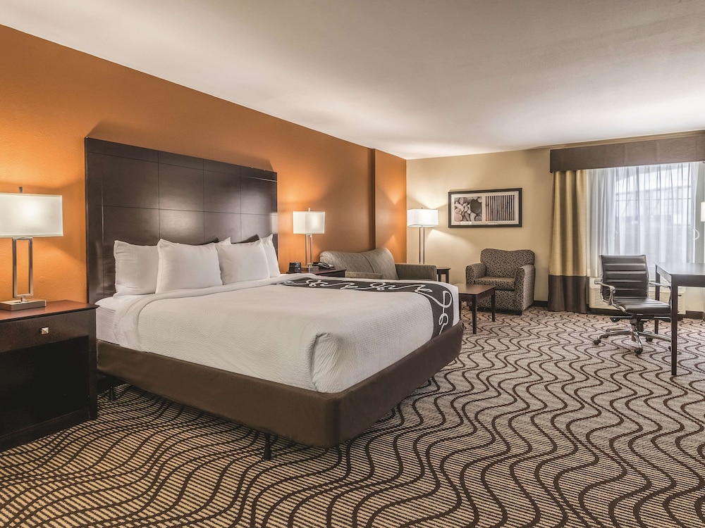 Imagen de la habitación del Hotel La Quinta Inn & Suites by Wyndham Knoxville Papermill. Foto 6