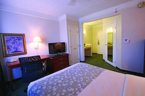 Imagen de la habitación del Hotel La Quinta Inn & Suites by Wyndham Melbourne Viera. Foto 3