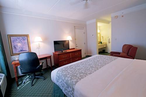 Imagen de la habitación del Hotel La Quinta Inn & Suites by Wyndham Melbourne Viera. Foto 9