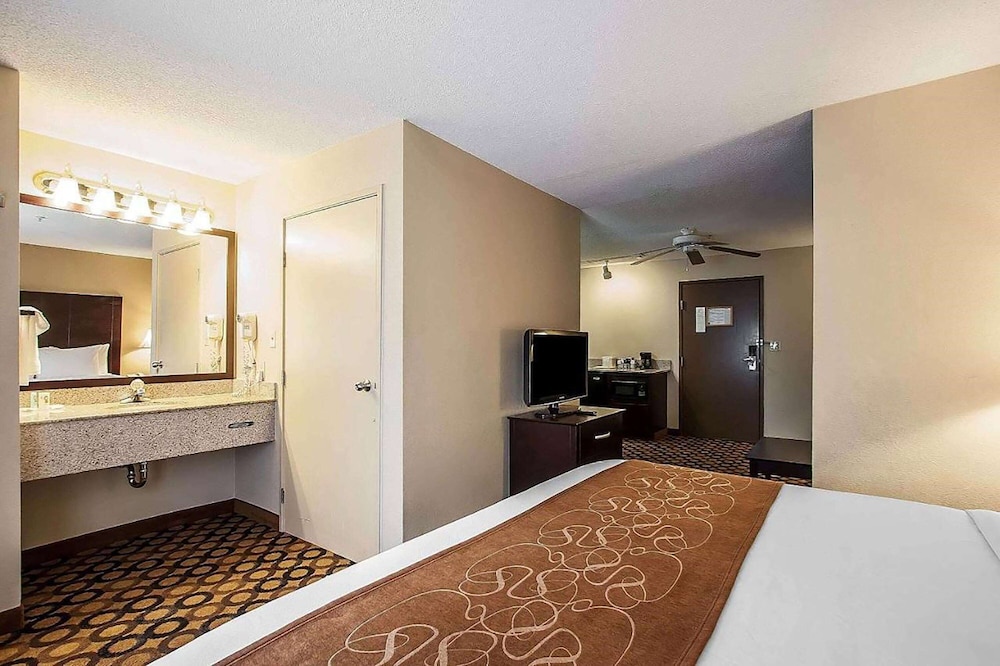 Imagen de la habitación del Hotel La Quinta Inn & Suites by Wyndham Memphis I-240. Foto 5