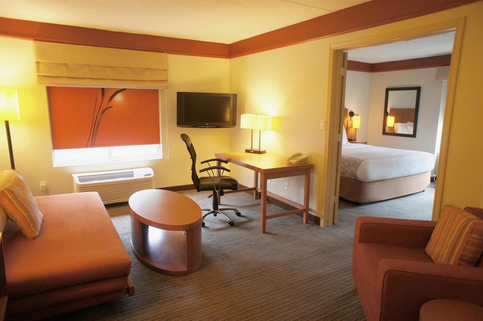 Imagen de la habitación del Hotel La Quinta Inn & Suites by Wyndham Memphis Primacy Parkway. Foto 3