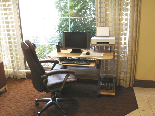 Imagen de los interiores del Hotel La Quinta Inn & Suites by Wyndham Memphis Primacy Parkway. Foto 8