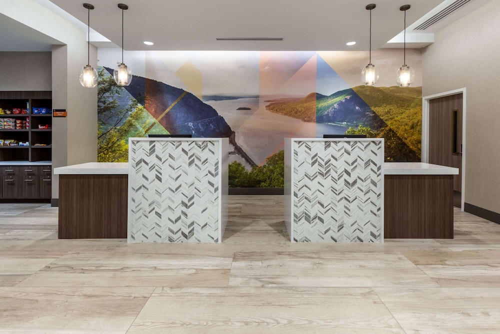 Imagen de los interiores del Hotel La Quinta Inn & Suites by Wyndham Middletown-Goshen. Foto 18
