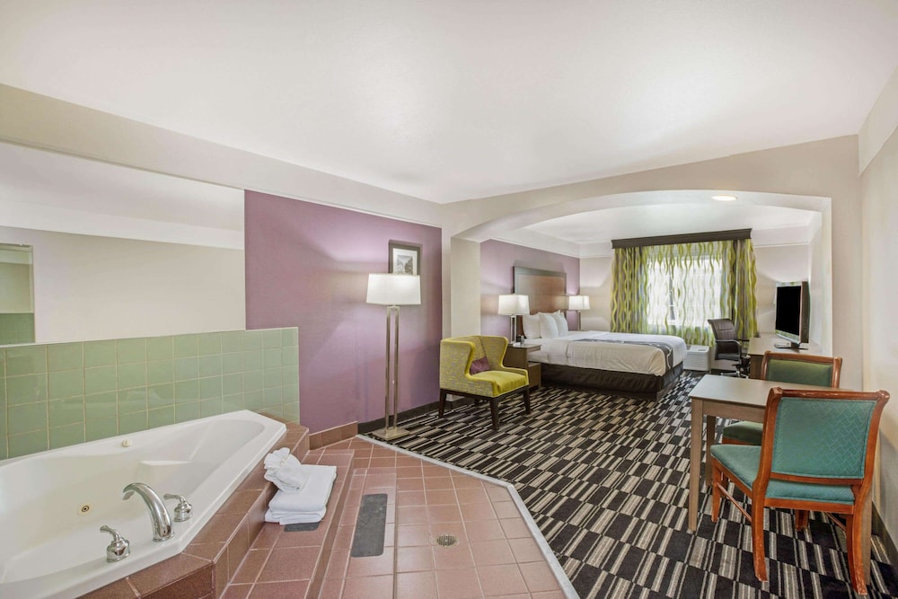 Imagen de la habitación del Hotel La Quinta Inn & Suites by Wyndham Modesto Salida. Foto 3