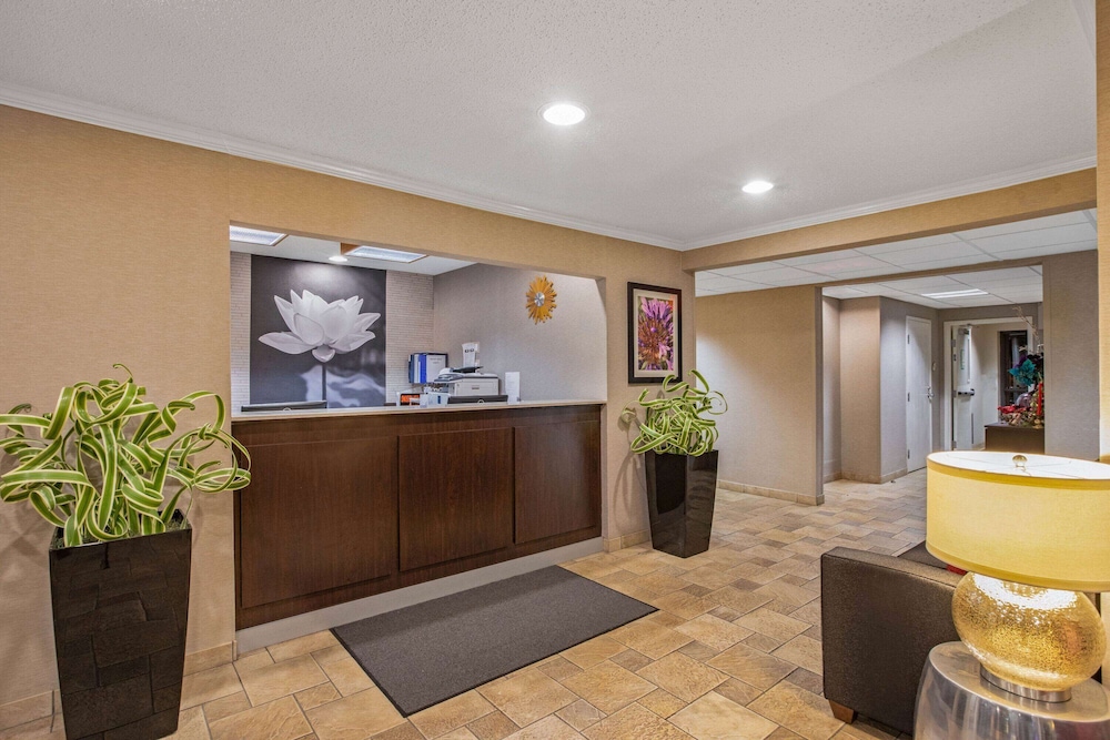 Imagen de los interiores del Hotel La Quinta Inn & Suites by Wyndham N Little Rock-McCain Mall. Foto 19