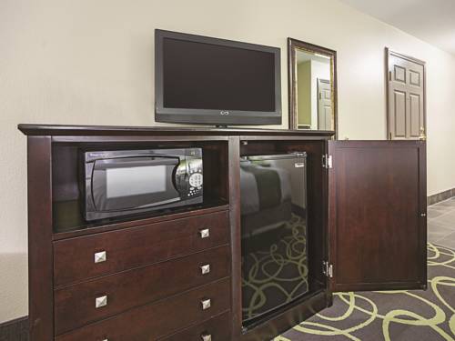 Imagen de la habitación del Hotel La Quinta Inn & Suites by Wyndham New Braunfels. Foto 6