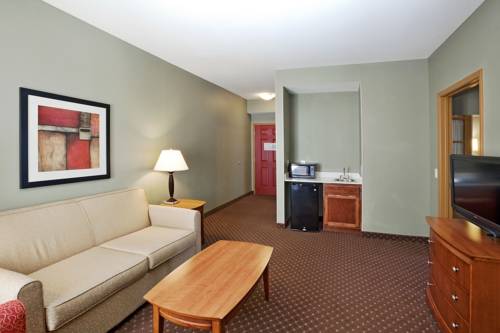 Imagen de la habitación del Hotel La Quinta Inn & Suites by Wyndham Olathe. Foto 8