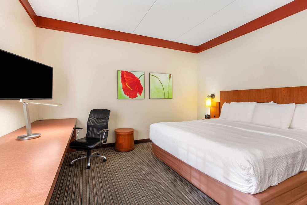 Imagen de la habitación del Hotel La Quinta Inn & Suites by Wyndham Raleigh Cary. Foto 16
