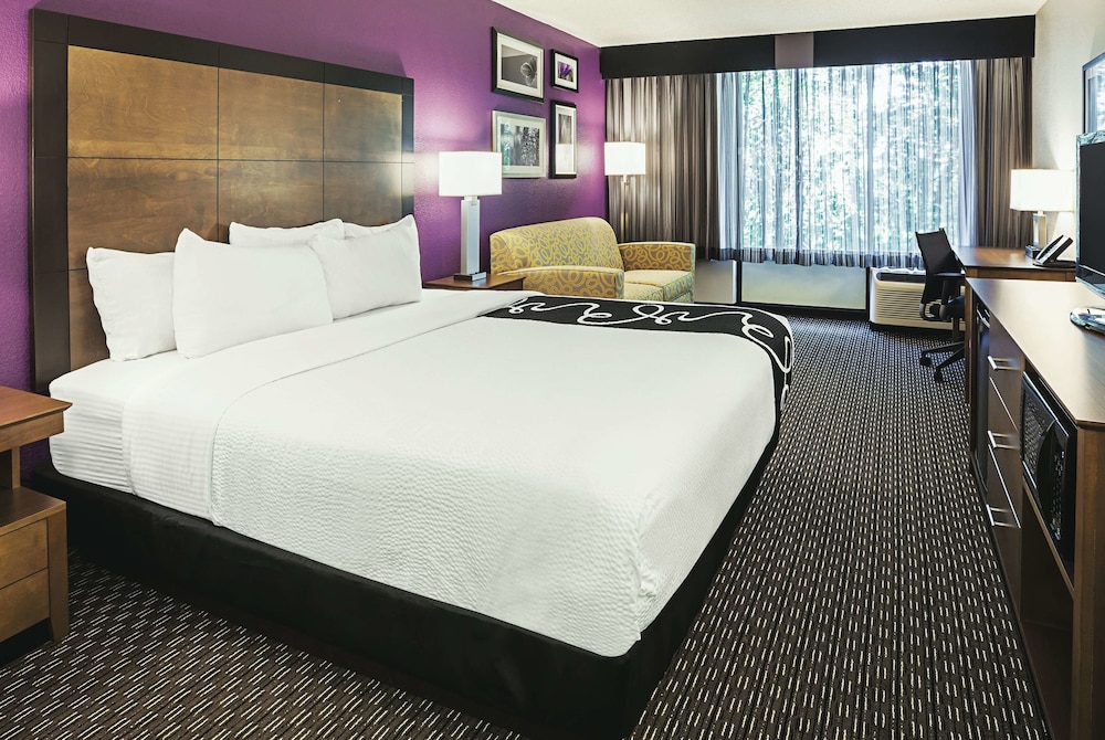 Imagen de la habitación del Hotel La Quinta Inn & Suites by Wyndham Rancho Cordova Sacramento. Foto 2