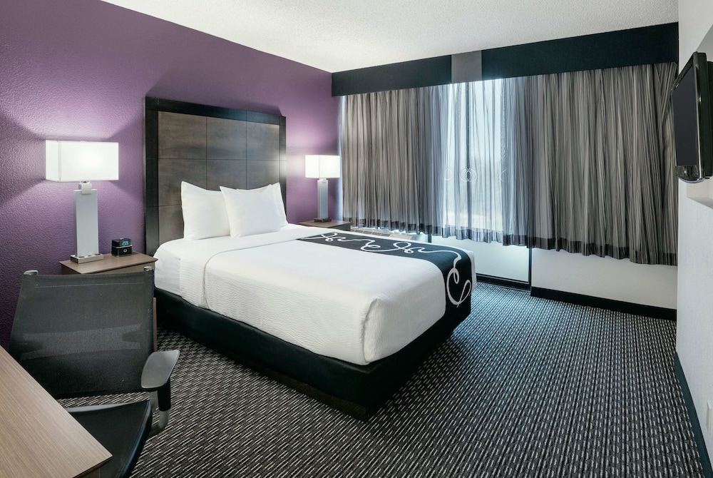 Imagen de la habitación del Hotel La Quinta Inn & Suites by Wyndham Rancho Cordova Sacramento. Foto 4