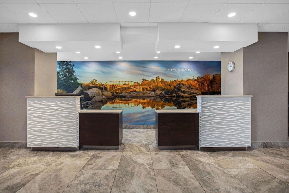 Imagen de los interiores del Hotel La Quinta Inn & Suites by Wyndham Rancho Cordova Sacramento. Foto 20