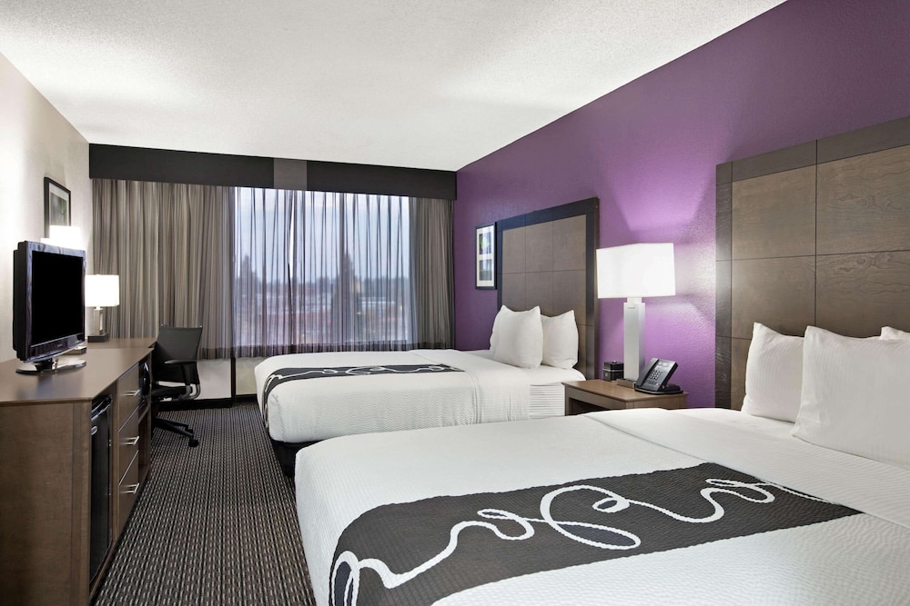 Imagen de la habitación del Hotel La Quinta Inn & Suites by Wyndham Rancho Cordova Sacramento. Foto 14