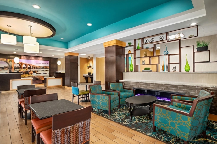 Imagen de los interiores del Hotel La Quinta Inn & Suites by Wyndham Richmond-Midlothian. Foto 17