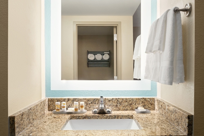 Imagen de la habitación del Hotel La Quinta Inn & Suites by Wyndham Richmond-Midlothian. Foto 16